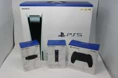 New Sony PlayStation 5 with 2 controllers 5games