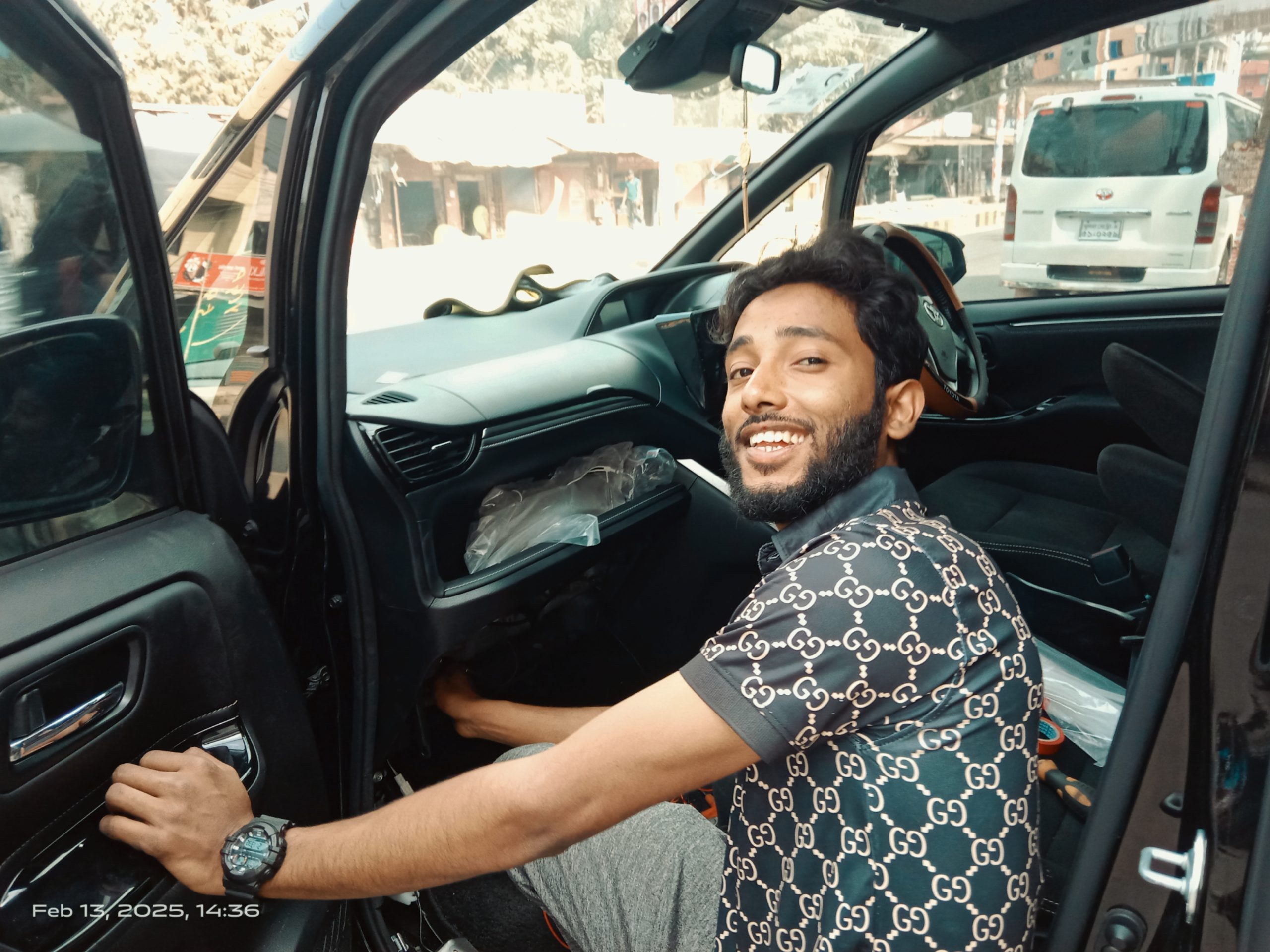 Bike and car Gps tracker and security install Home service all Bangladesh