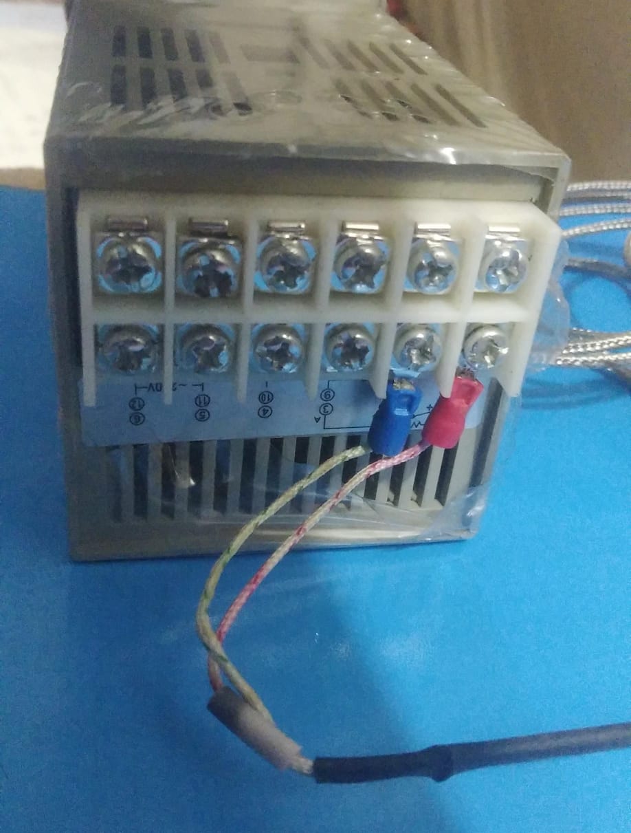 Temperature controller (0-399°C)